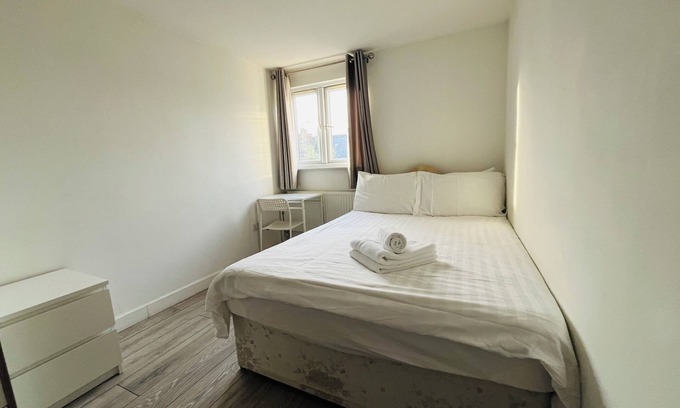 Tottenham Appartement | Double room in attractive modern Victorian House