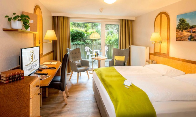 Bad Bevensen Maison | Double room in the basement, with terrace (south side) - Akzent Hotel Berlin