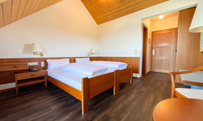 Illmensee Maison | Double room main building Cat. II - Höchsten Nature Experience Hotel