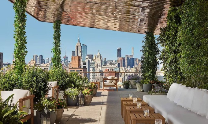 Bowery Hôtel | Double Room, Public - NY, Chic Atmosphere, Artspace, Steps from Central Park
