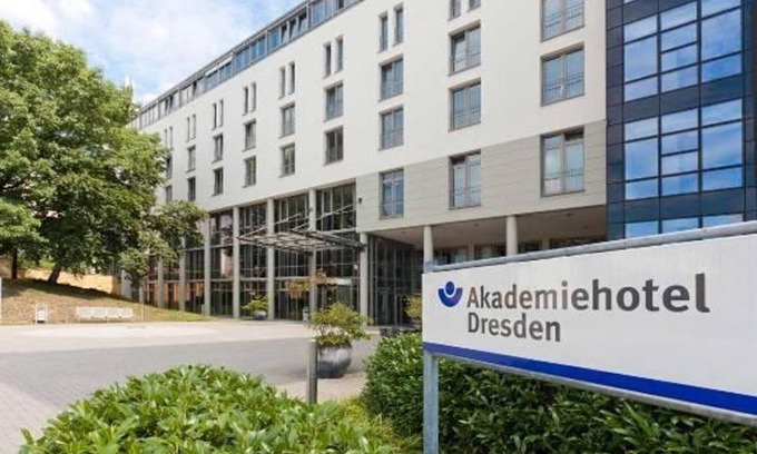 Hellerberge Maison | Chambre double, douche ou baignoire, WC - Akademiehotel