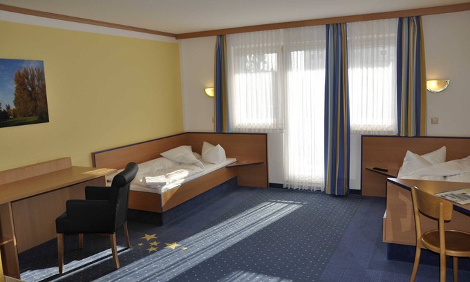 Handelshafen Maison | Chambre double TWIN (2) - sleep & go Hotel Magdeburg GmbH