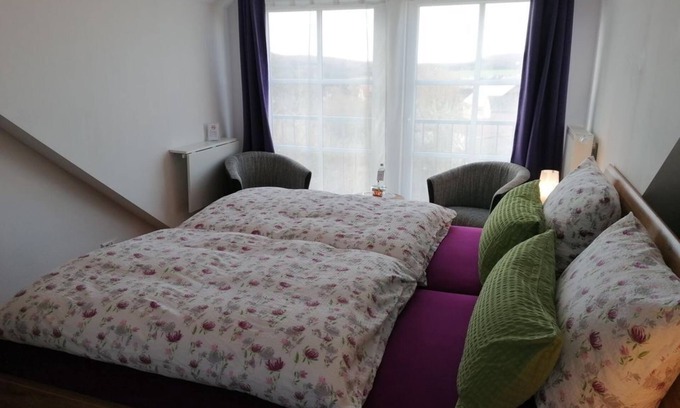 Herold Maison | Double room with dormer window - Gasthof Dörsbachhöhe