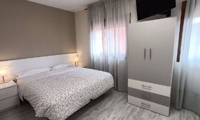Munebrega Appartement | Room with Jacuzzi 90