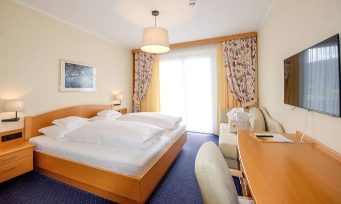 Steindorf am Ossiacher See Maison | Double room with reclining bed - Hotel Ossiacher See*