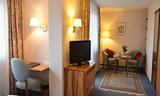 Badenweiler Appartement | Double room with shower/WC
