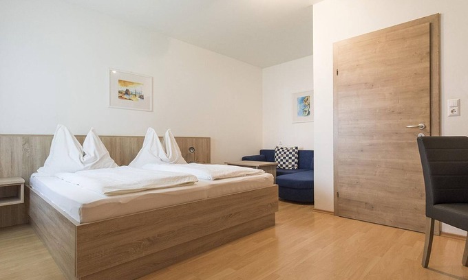 Apetlon Appartement | Double room with shower, toilet - Weingut & Gästehaus Markus Tschida
