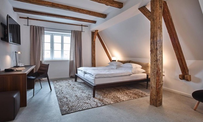 Apetlon Maison | Double room with shower, WC - Residence Velich
