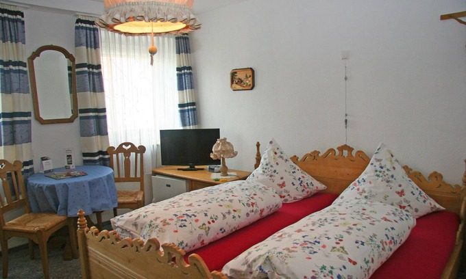 Loffingen Appartement | Chambre double Wutachschlucht avec douche et WC