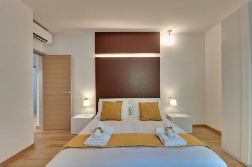 Casabianca di Fermo Appartement | Double Sea View Design Wi-Fi Parking AC