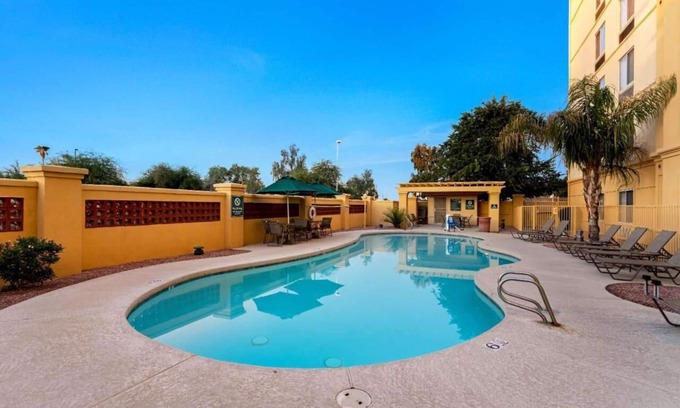Superstition Springs Hôtel | Double the Delight, La Quinta Inn - Convenient Mesa Hub for Shopping & Golf