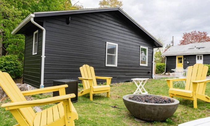 Kingston Maison | Double The Fun II Two Houses and fire pit in shared yard