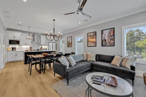 Berry Hill Maison | Double Treble - 2 Townhomes - Private Rooftops