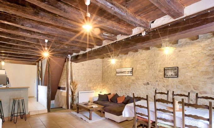 Souvigny Maison | Gite la Douce Folie à Souvigny