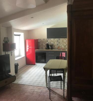 Saint-Chinian Appartement | Douceur occitane