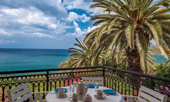 Monemvasia Maison | Douka Seafront Residences