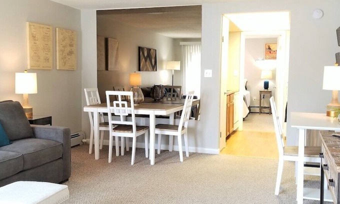 Dover Copropriété | Dover - Modern & Stylish Furnished 1 Bed/1 Bath