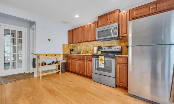 Buford Maison | Downstairs Unit - Pool + Tennis Access + Patio
