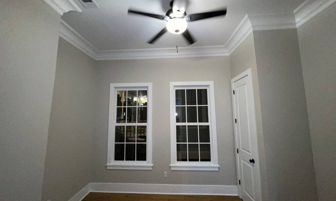 Mid City North Maison | Downtown and Close to LSU 8-bedroom Luxury Home in Baton Rouge