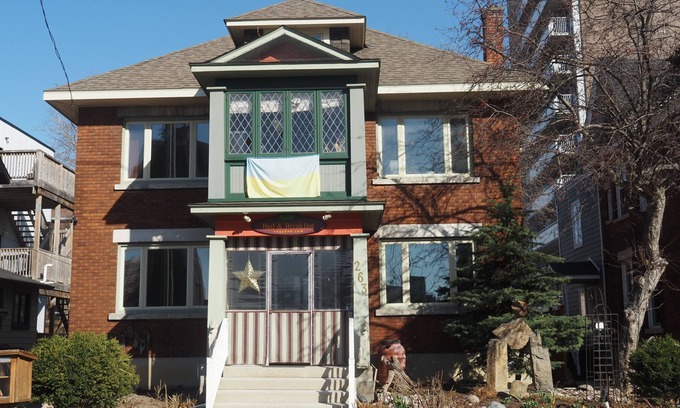 Centretown Maison | Downtown Bed and Breakfast