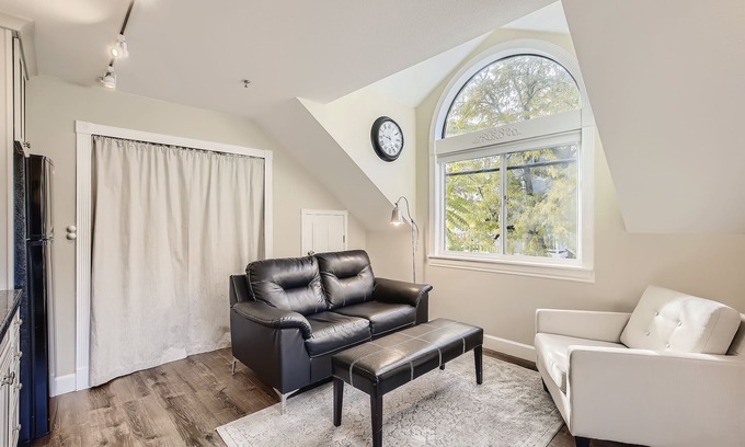 Goss - Grove Cottage | Downtown Boulder à partir de 64 $ / nt. Détaché / Privé 1 Chambre Guest Hous