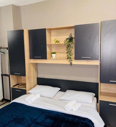 Serres Hôtel | Downtown Comfy Studio of Serres 3
