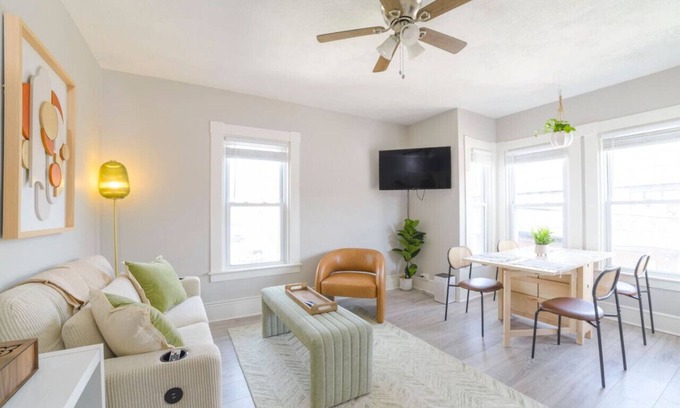 Portsmouth Maison | Downtown House Sleeps 10 with 3 King Beds and More
