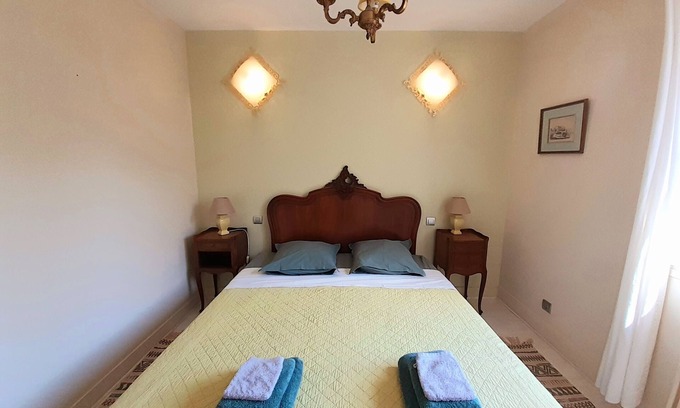 Jonzac Maison | Maison centre-ville avec jardin privé Jonzac