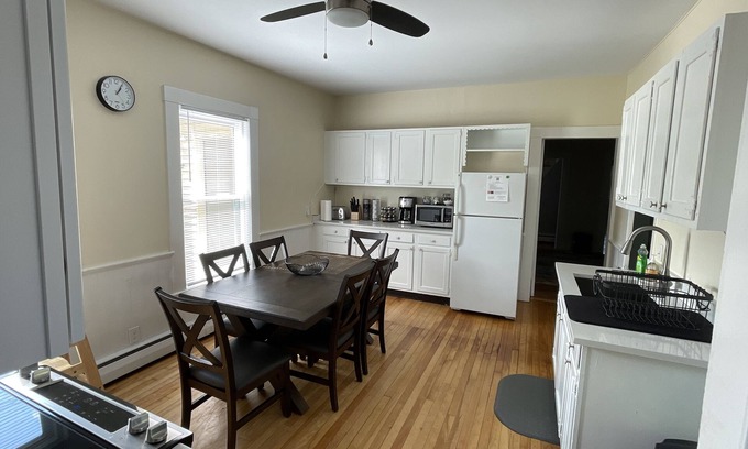 Ipswich Appartement | Downtown Ipswich apt, first floor!!!