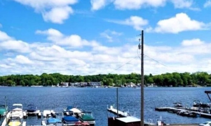 Conneaut Lake Copropriété | Downtown Lake View Condo -Unit 3