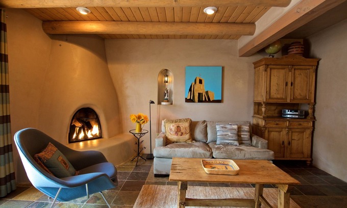 Downtown Santa Fe Copropriété | Downtown Luxury 'Perfect for Couples' Tarifs hebdomadaires / mensuels, Parking, Patio, Animaux