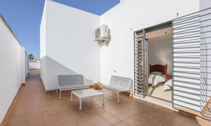 Dos Hermanas Appartement | Downtown: Penthouse 2 bedrooms with terrace