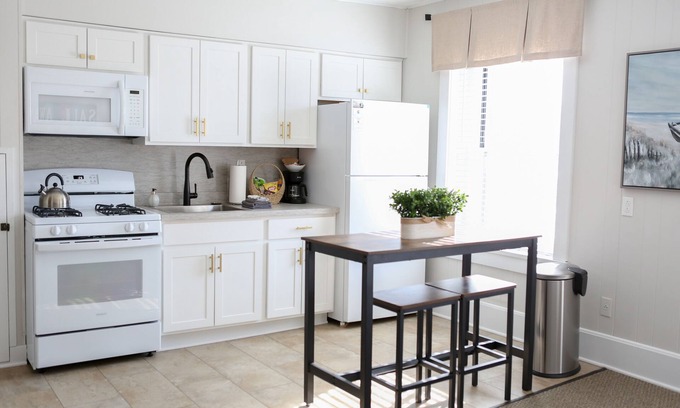 Conneaut Lake Appartement | Downtown Studio at The Lake -Unit 4