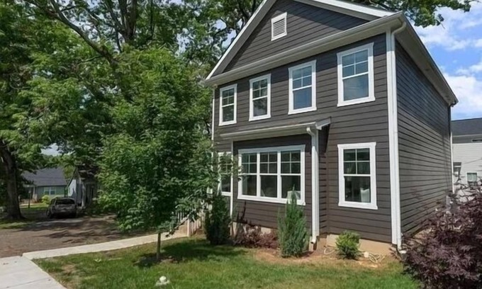 Waxhaw Maison | Downtown Villa - steps from the heart of Waxhaw