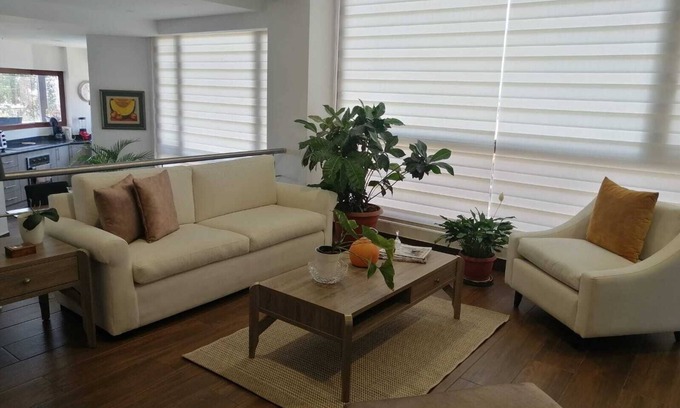 Cumbaya Appartement | Dpto. en San Juan de Cumbayá.nCerca de C. Comerciales y Universidadesn