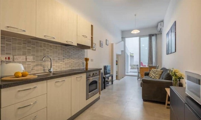 St. Julian's Appartement | ☀⛱ Dream Apt: Modern&Cosy | Ideal for Long Stays!