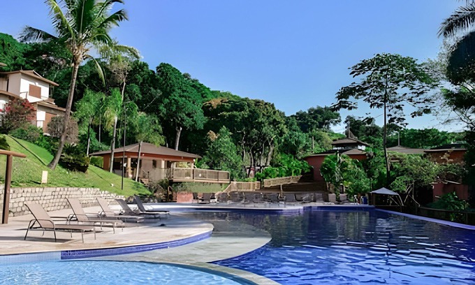 Veloso Copropriété | Dream Bungalow with Hot Tub on Curral Beach