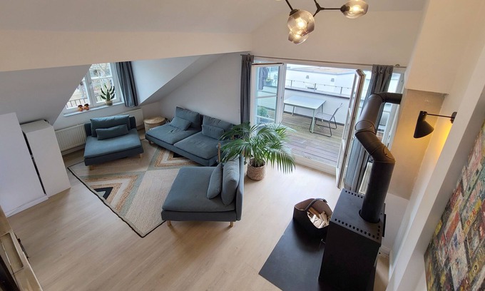 Schwabing Appartement | Dream condo 70% off for taking care of our cat between August 22 and Sept 9