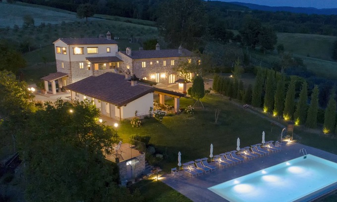 Bibbiena Villa | Maison de rêve en Toscane, emplacement idéal, 8 chambres et 10 salles de bains