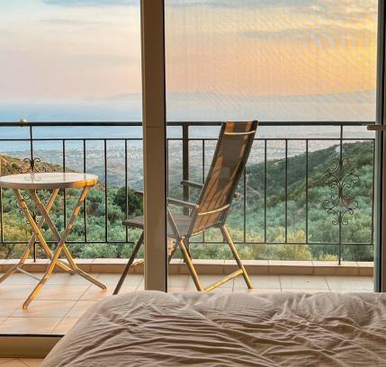 Diasella Appartement | Dream view 9km away from Kalamata