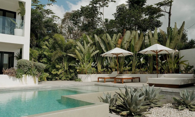 Playa Hermosa Cobano Appartement | Dreamy King Bedroom Ocean view suite at Sky House Santa Teresa