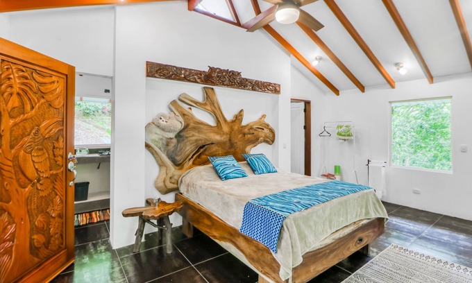 Tres Rios Appartement | Dreamy Off Grid Jungle Escape W/ Shared Pool, Waterfalls & Hiking Trails