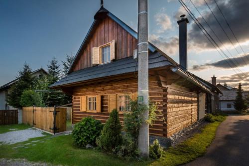 Polomka Chalet De Ski | Drevenica Polomka, 5 min pešo Reštaurácia, Tichá ulica, Potok