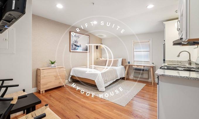 Newburyport Appartement | Drift Suite at The Hygge House