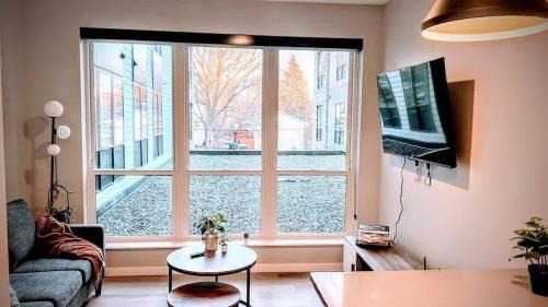 St. Anthony West Appartement | DT UMN 1 BD Gym Free Street Parking Rooftop