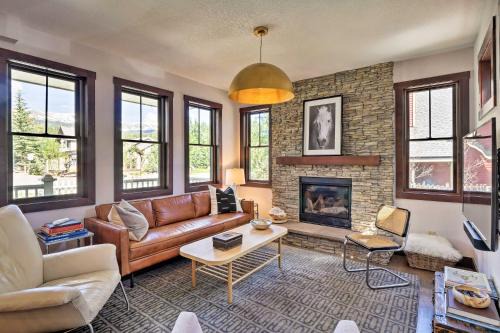 Historic District Maison | Dtwn Breckenridge Escape with Balcony French Fox