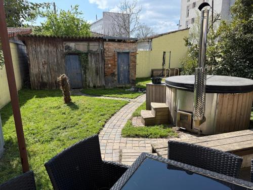 Bacalan Maison | Du calme en pleine ville Jacuzzi