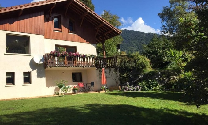 Queige Maison | DU MONAL - QUEIGE - Gîte