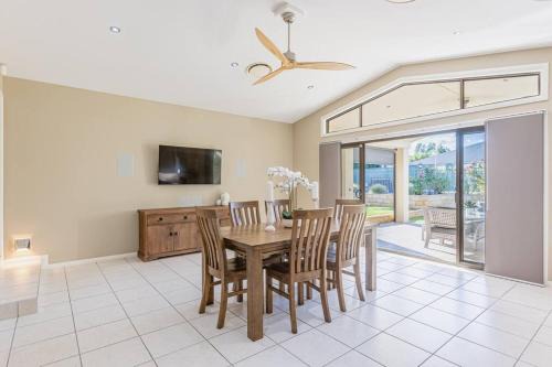 Dubbo Maison | Dubbo’s Hidden Gem: Luxurious Poolside Living