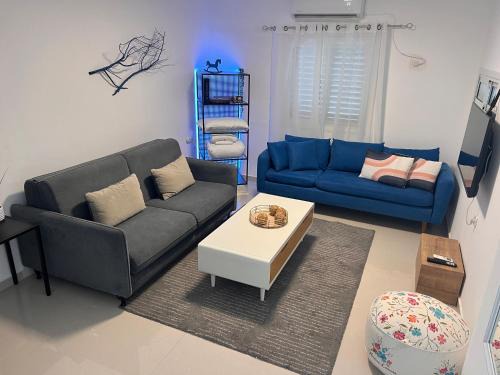 Neve Zohar Appartement | Duchess of the Dead Sea Crown Group Collection